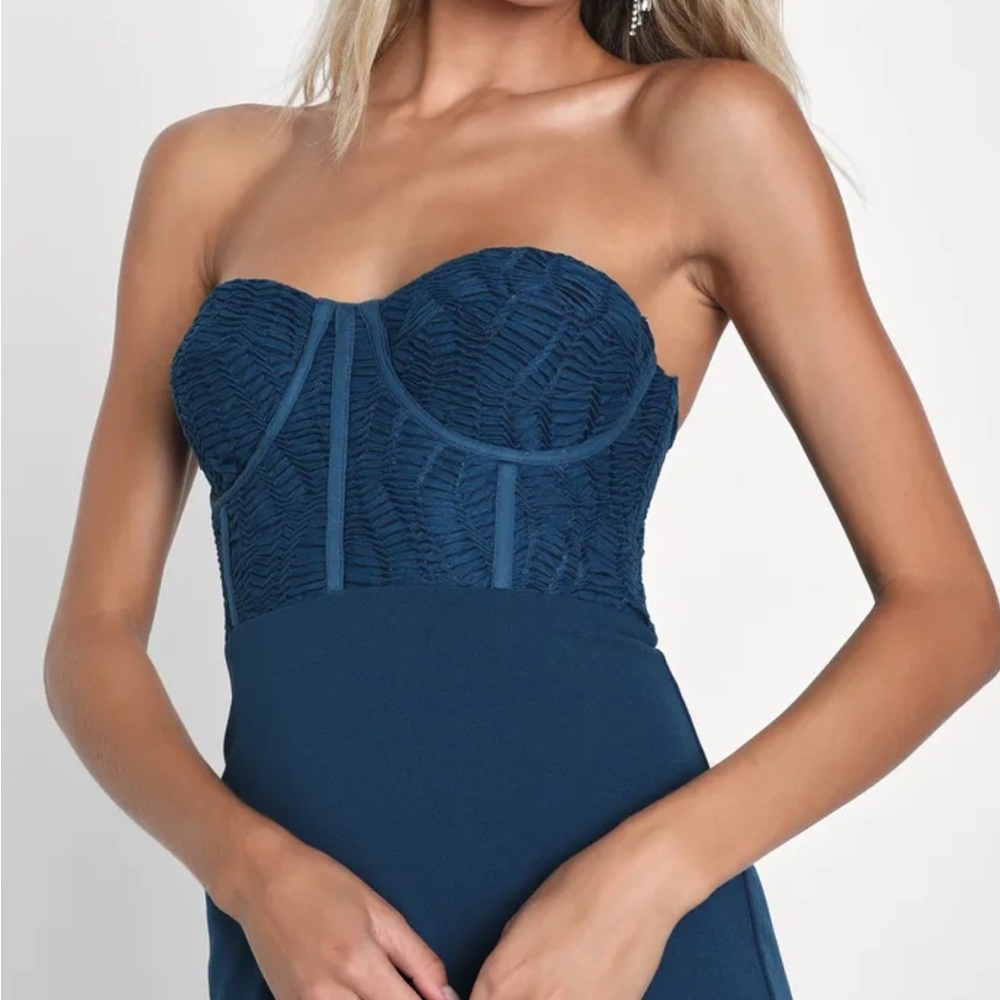 Lulu's Blue and Green Strapless Bodycon Dress